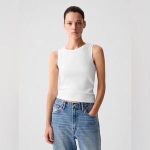 NWT Gap Modern Shell Tank L